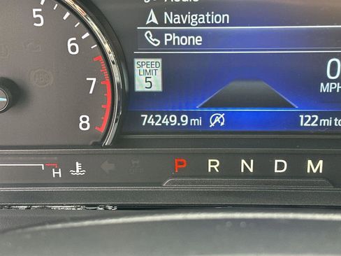 Used 2020 Ford Explorer Limited image 19