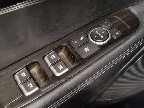 Used 2020 Kia Sorento FWD V6 image 26