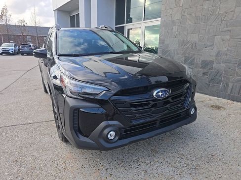 Used 2023 Subaru Outback Onyx Edition XT image 3