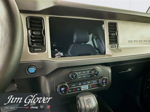 Used 2025 Ford Bronco Outer Banks image 30