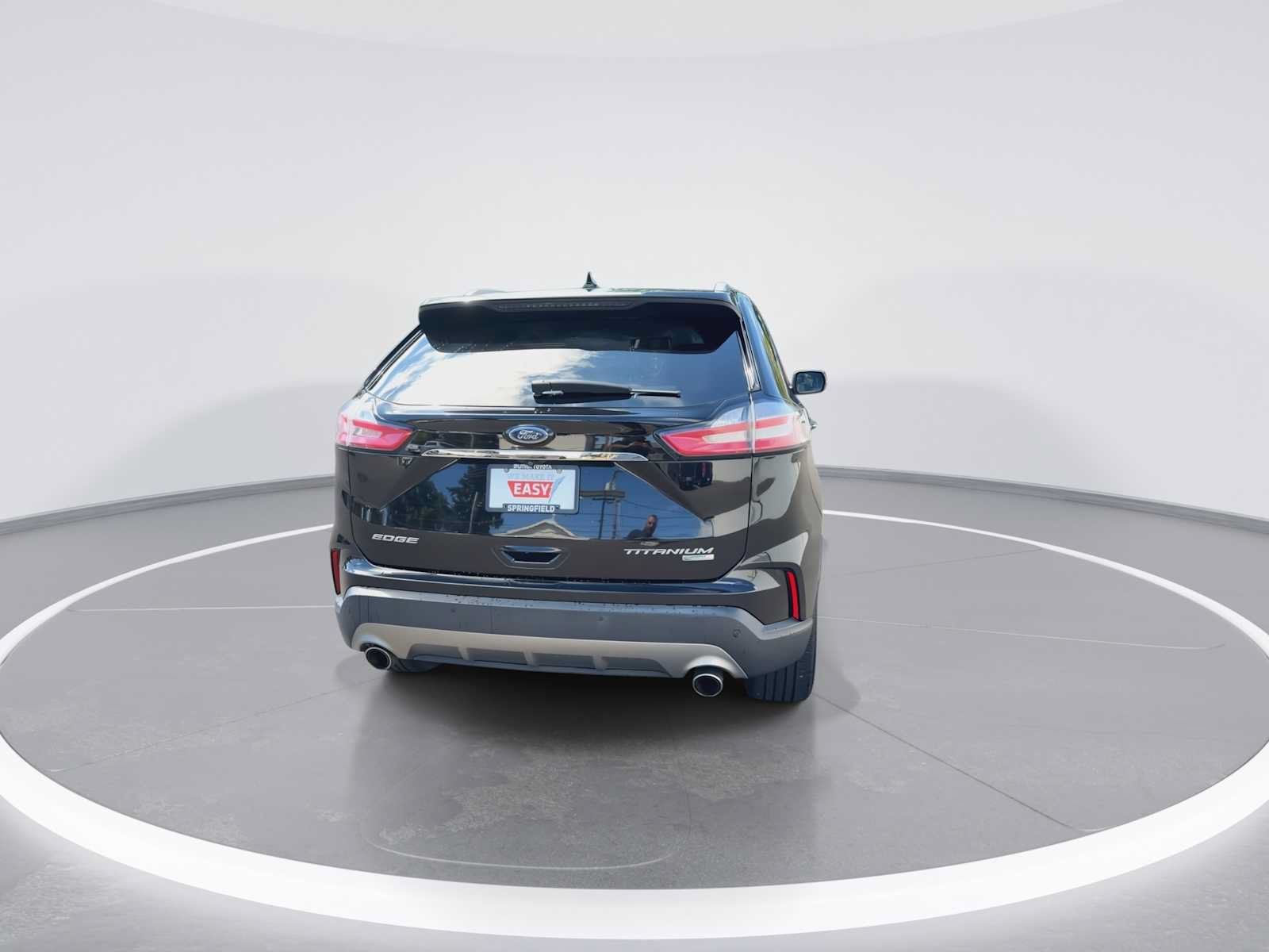 Used 2019 Ford Edge Titanium AWD/4WD image 7