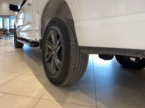 Used 2023 Ford F150 Lariat w/ Equipment Group 502A High image 20