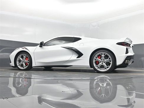 Used 2022 Chevrolet Corvette Stingray Preferred Cpe w/ Battery Protection Package image 48