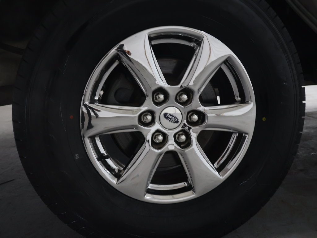 Used 2019 Ford F150 XLT w/ Equipment Group 302A Luxury AWD/4WD image 31