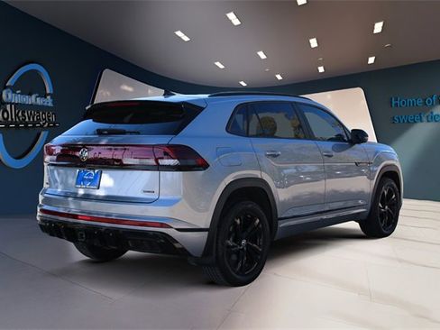 Certified 2025 Volkswagen Atlas Cross Sport SEL R-Line image 5