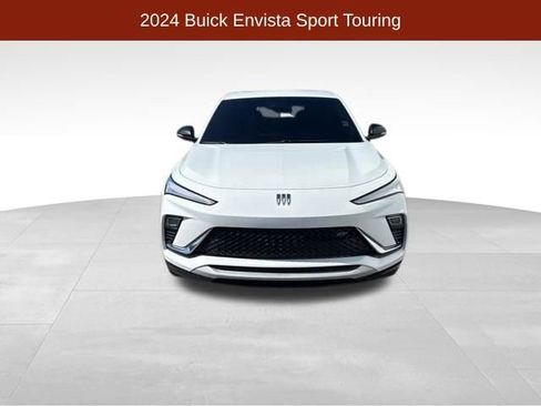 Used 2024 Buick Envista Sport Touring w/ Convenience I Package FWD image 2