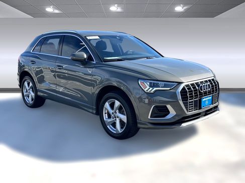 Used 2020 Audi Q3 2.0T Premium Plus w/ Premium Plus Package image 7