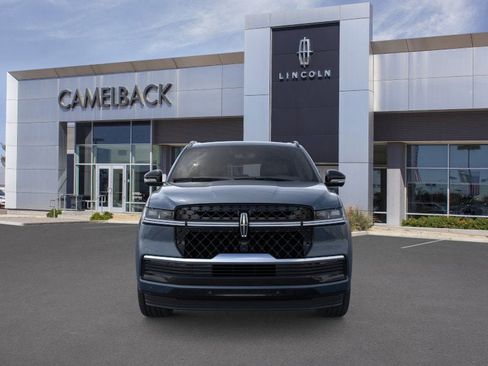 New 2025 Lincoln Navigator Reserve w/ Jet Appearance Package image 6