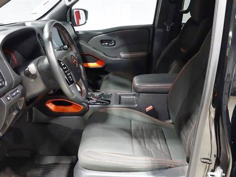 Used 2024 Nissan Frontier PRO-4X w/ Technology Package AWD/4WD image 20