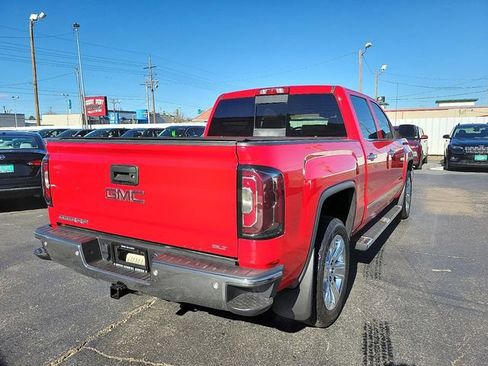 Used 2018 GMC Sierra 1500 SLT image 3