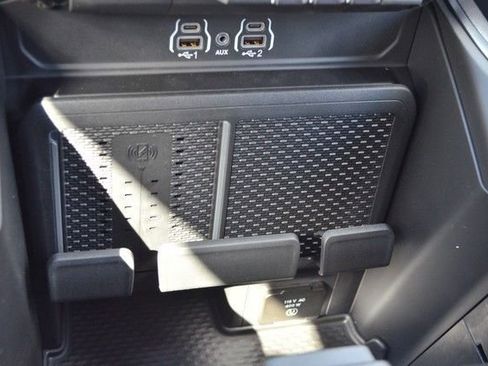 New 2026 RAM 1500 Big Horn AWD/4WD image 24