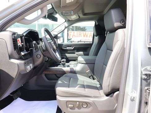 New 2026 GMC Sierra 1500 SLT w/ SLT Premium Package AWD/4WD image 15