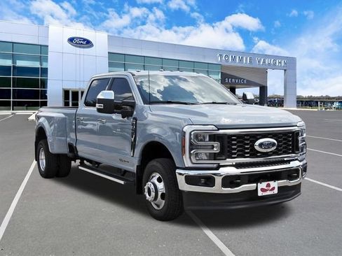 Used 2026 Ford F350 Lariat w/ Chrome Package AWD/4WD image 6