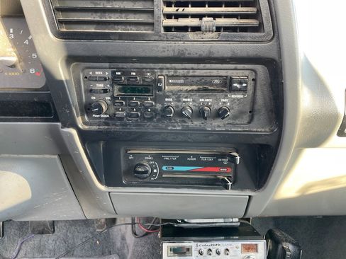 Used 1992 Ford Ranger 4x4 Regular Cab image 12