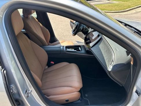 Used 2026 Mercedes-Benz E 350 Sedan image 18