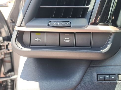 New 2026 Toyota Crown XLE image 30