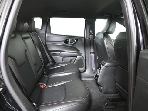Used 2024 Jeep Compass Trailhawk AWD/4WD image 15