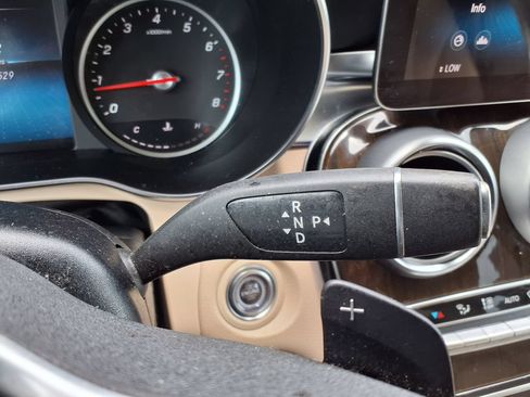 Used 2022 Mercedes-Benz GLC 300 4MATIC image 28