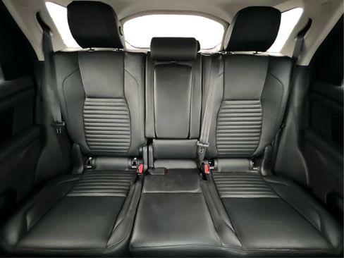 Used 2022 Land Rover Discovery Sport S AWD/4WD image 19