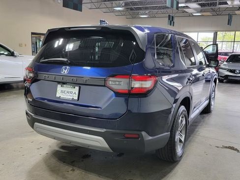 Certified 2025 Honda Pilot EX-L image 5