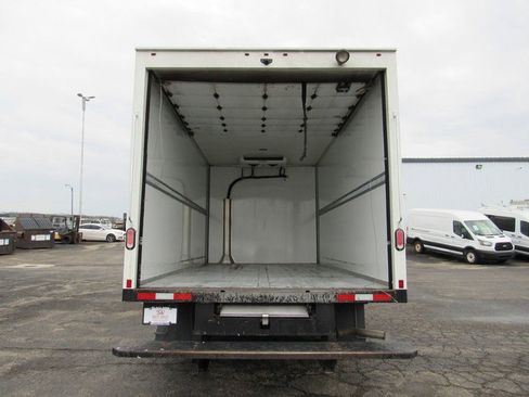 Used 2024 Chevrolet Express 3500 w/ Power Convenience Package image 4