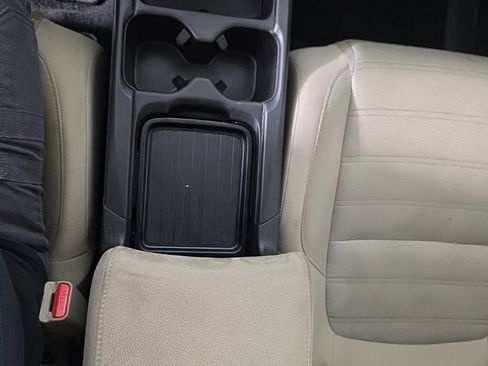 Used 2021 Honda CR-V LX image 22