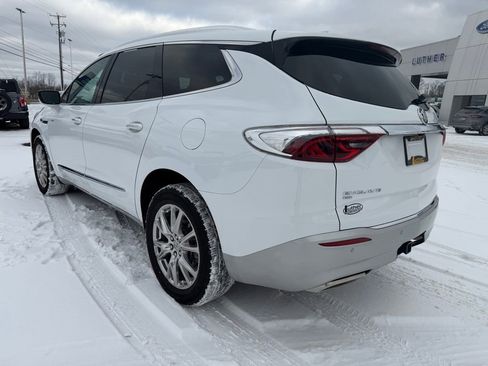 Used 2023 Buick Enclave Essence w/ Experience Buick Package image 3