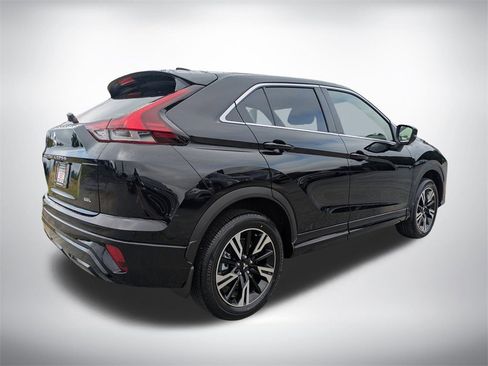 New 2025 Mitsubishi Eclipse Cross SEL image 3