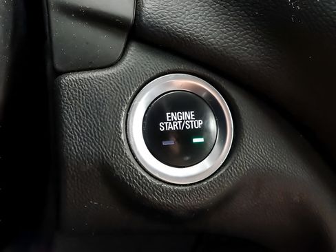 Used 2022 Chevrolet Equinox LT FWD image 16