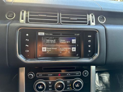 Used 2016 Land Rover Range Rover HSE image 13