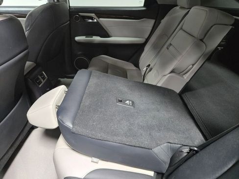 Used 2019 Lexus RX 350 AWD w/ Navigation Package image 38