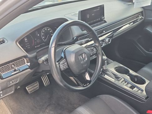 Used 2024 Honda Civic Sport image 12