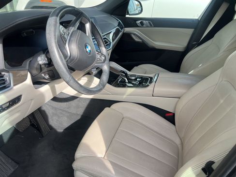 Used 2022 BMW X6 xDrive40i image 9