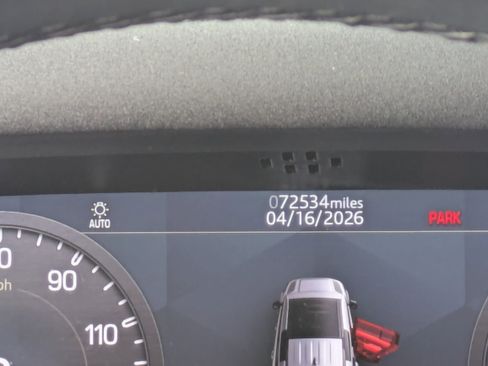 Used 2020 Land Rover Defender 110 SE image 31