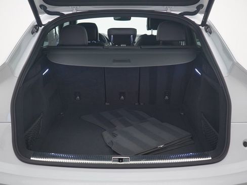 Used 2021 Audi Q5 2.0T Premium Plus w/ Premium Plus Package image 12