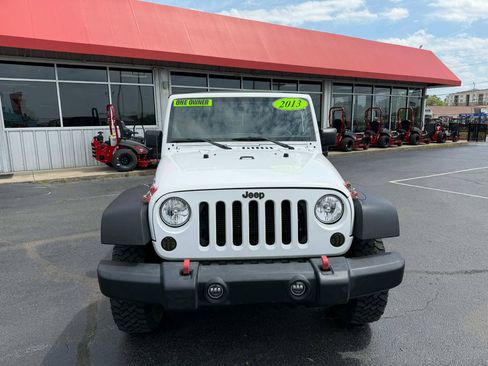 Used 2013 Jeep Wrangler Sport w/ Connectivity Group image 2