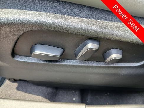 Used 2020 Cadillac XT4 Premium Luxury w/ Cold Weather Package FWD image 6