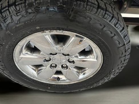 Used 2013 GMC Sierra 1500 SLE w/ Power Tech Package AWD/4WD image 17