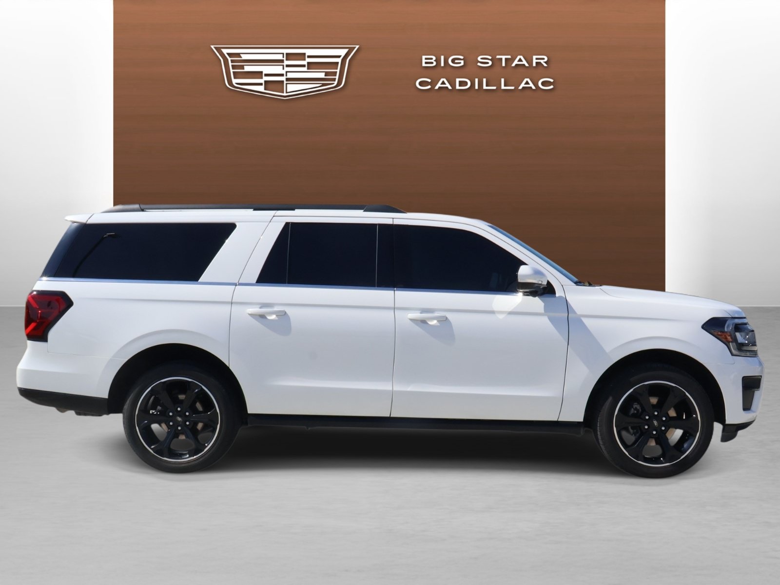 Used 2024 Ford Expedition Max Limited RWD image 6