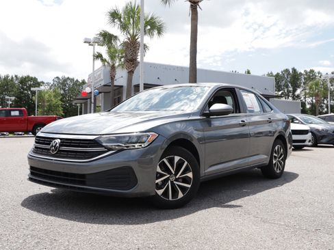 Used 2024 Volkswagen Jetta S FWD image 1