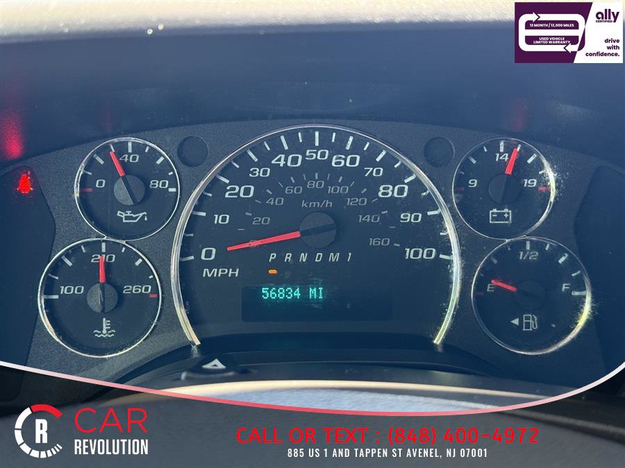 Used 2020 Chevrolet Express 3500 w/ Driver Convenience Package RWD image 24