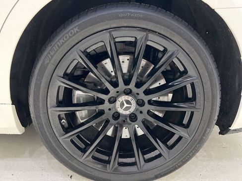 Used 2022 Mercedes-Benz S 500 4MATIC w/ AMG Line Package image 59