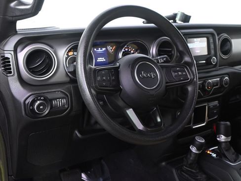 Used 2021 Jeep Wrangler Sport AWD/4WD image 12
