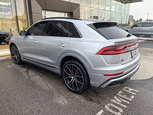 Used 2019 Audi Q8 Prestige w/ Luxury Package AWD/4WD image 4