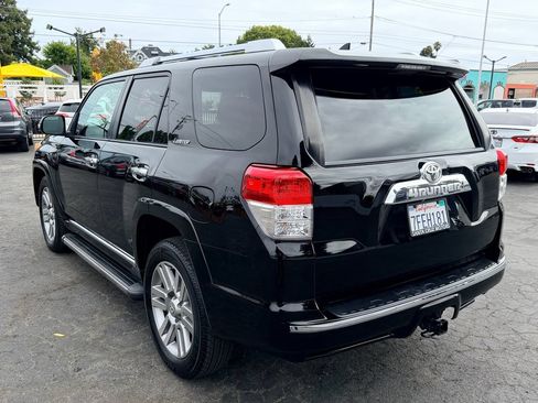 Used 2011 Toyota 4Runner Limited AWD/4WD image 4