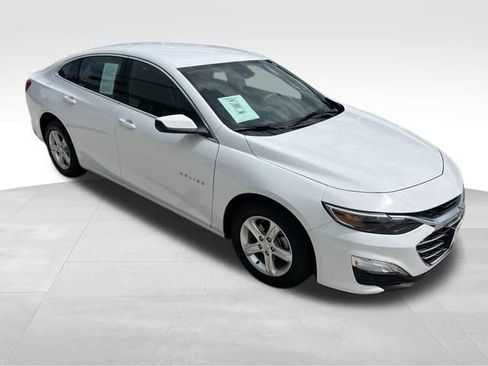 Used 2024 Chevrolet Malibu LS w/ Driver Confidence Package FWD image 13
