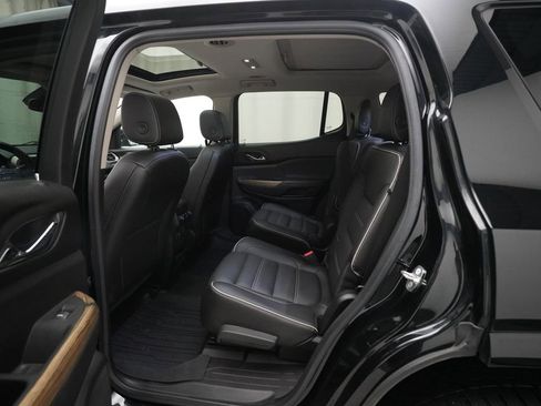 Used 2018 GMC Acadia Denali w/ Technology Package AWD/4WD image 16