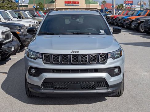 New 2026 Jeep Compass Latitude image 10