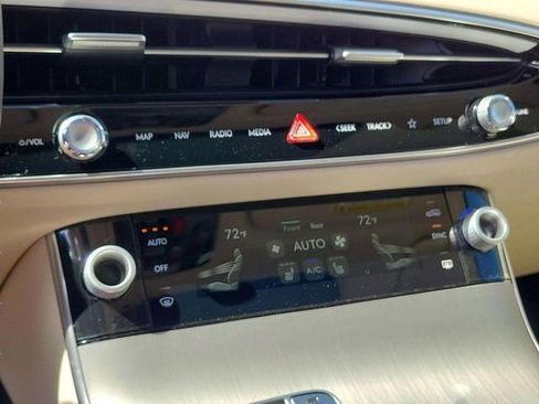 New 2026 Genesis GV70 2.5T Select AWD/4WD image 16