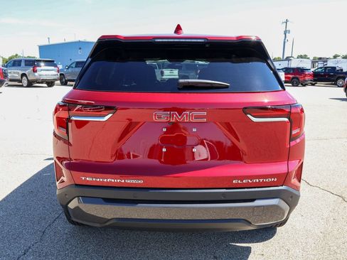 New 2027 GMC Terrain Elevation w/ LPO, Floor Liner Package AWD/4WD image 4